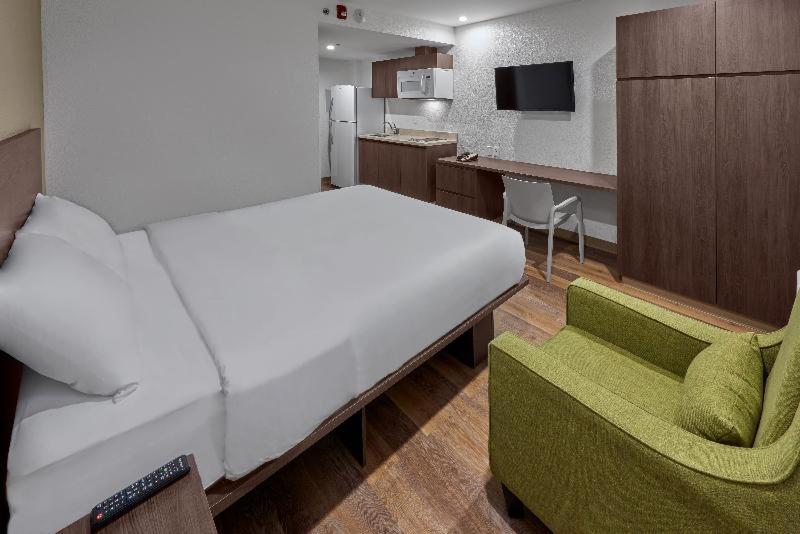 Extended Suites Saltillo Galerias 객실 사진